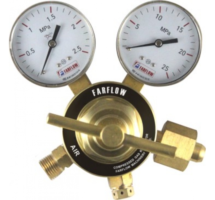 813T  SERIES TWO STAGE MEDIUM DUTY REGULATORS